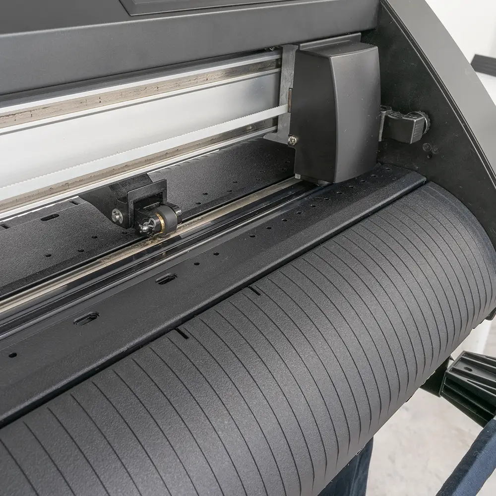 Im Überblick der Graphtec Plotter CE8000-60
