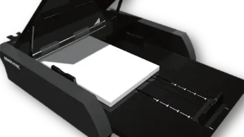 Die automatische Bogenzuführung des CE8000-40 ASF